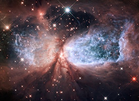 天文望远镜送来太空祝福--超美的星云